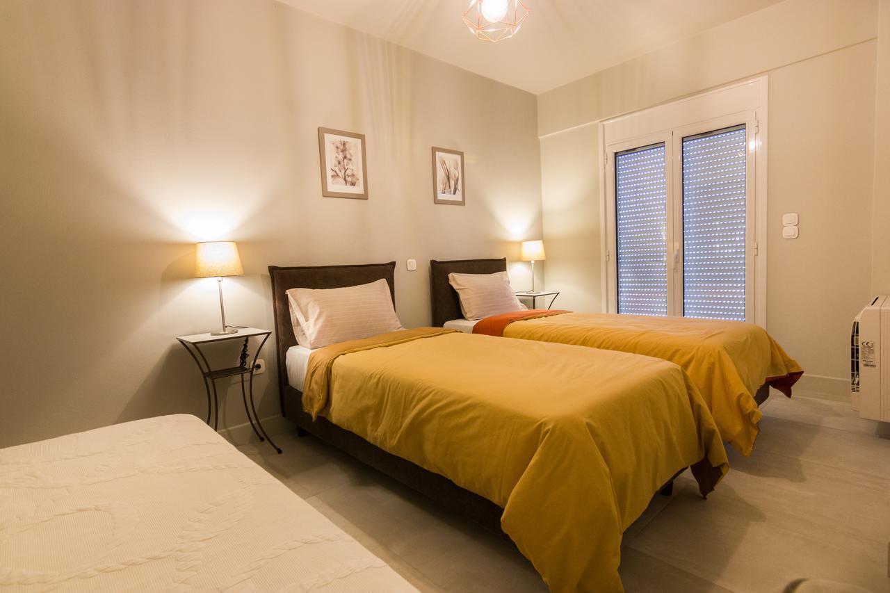 Amera - Troumpas Family Apartments Leonídion Esterno foto